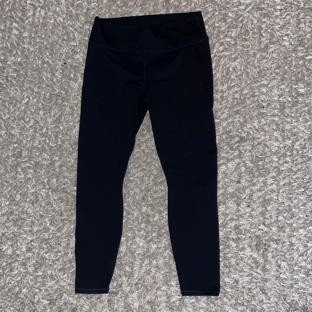 Fabletics black power hold leggings, small pocket inside waist band